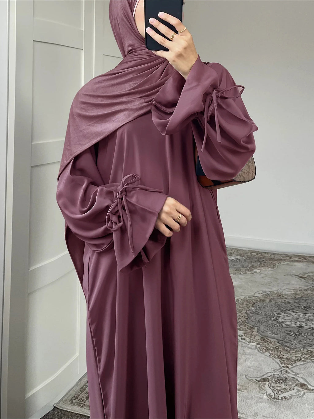 ABAYA