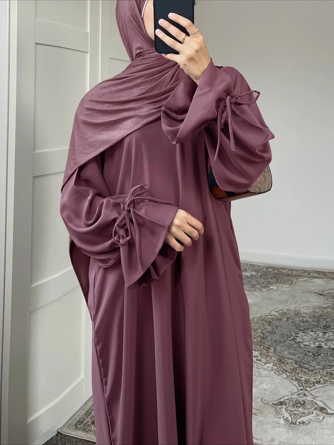 ABAYA