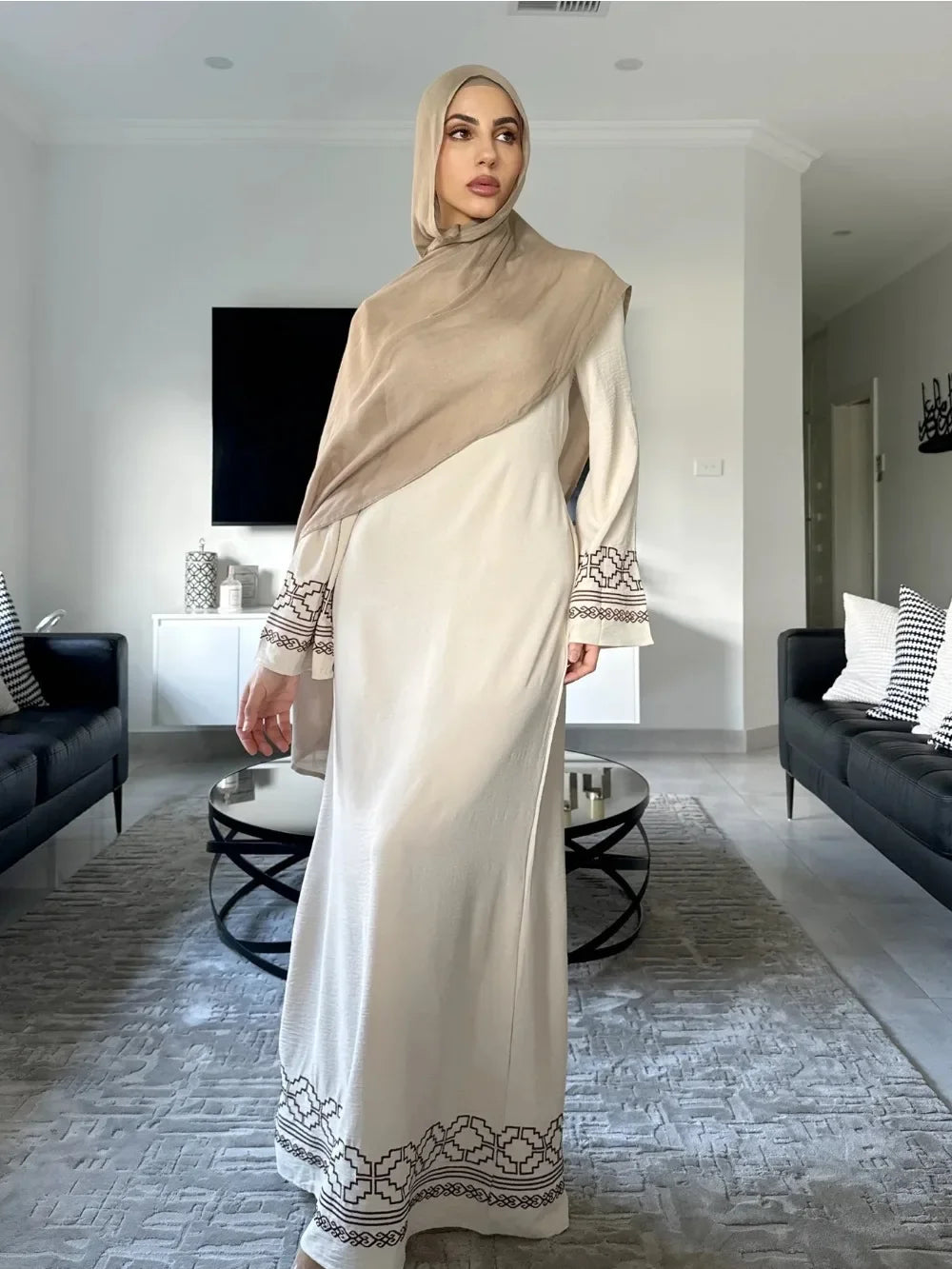 ABAYA BRODEE